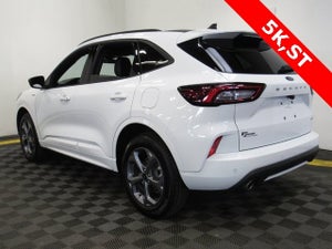 2023 Ford Escape ST-Line AWD,COLD WEATHER PKG